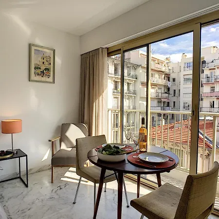 Apartment Nestor&jeeves - Berlioz - Downtown - Close Beaches *