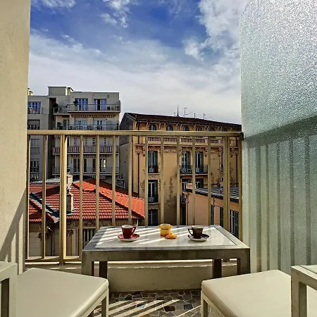 Nestor&jeeves - Berlioz - Downtown - Close Beaches Apartment